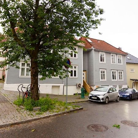 New! Modern Apartment In Historic Area Of Bergen! Экстерьер фото