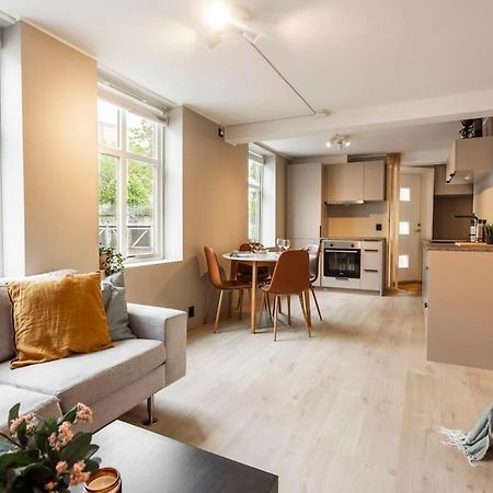 New! Modern Apartment In Historic Area Of Bergen! Экстерьер фото
