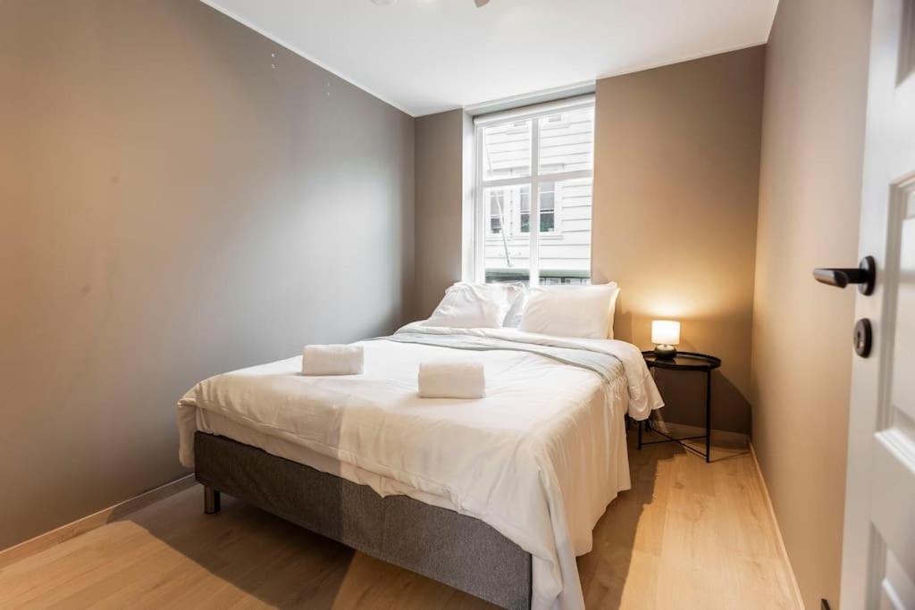 New! Modern Apartment In Historic Area Of Bergen! Экстерьер фото